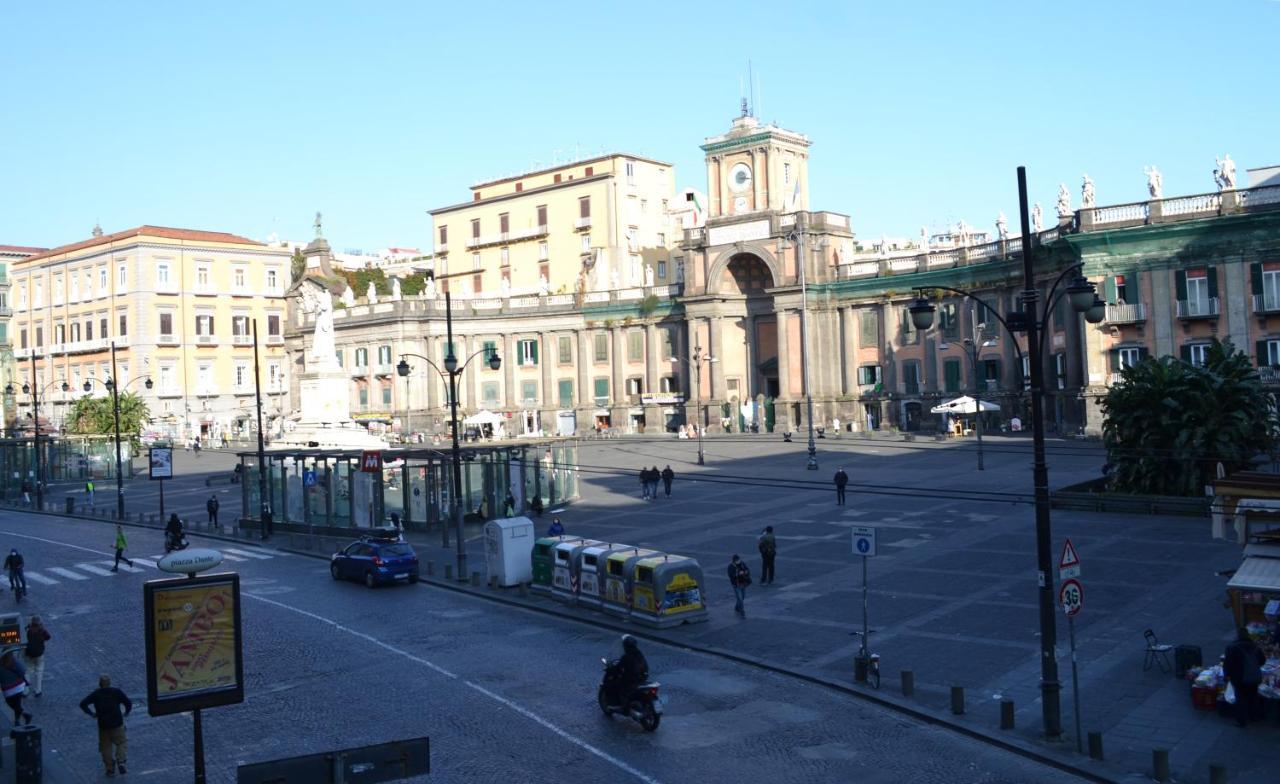 Questo Rinascimento Casa Brigitte Napels Buitenkant foto