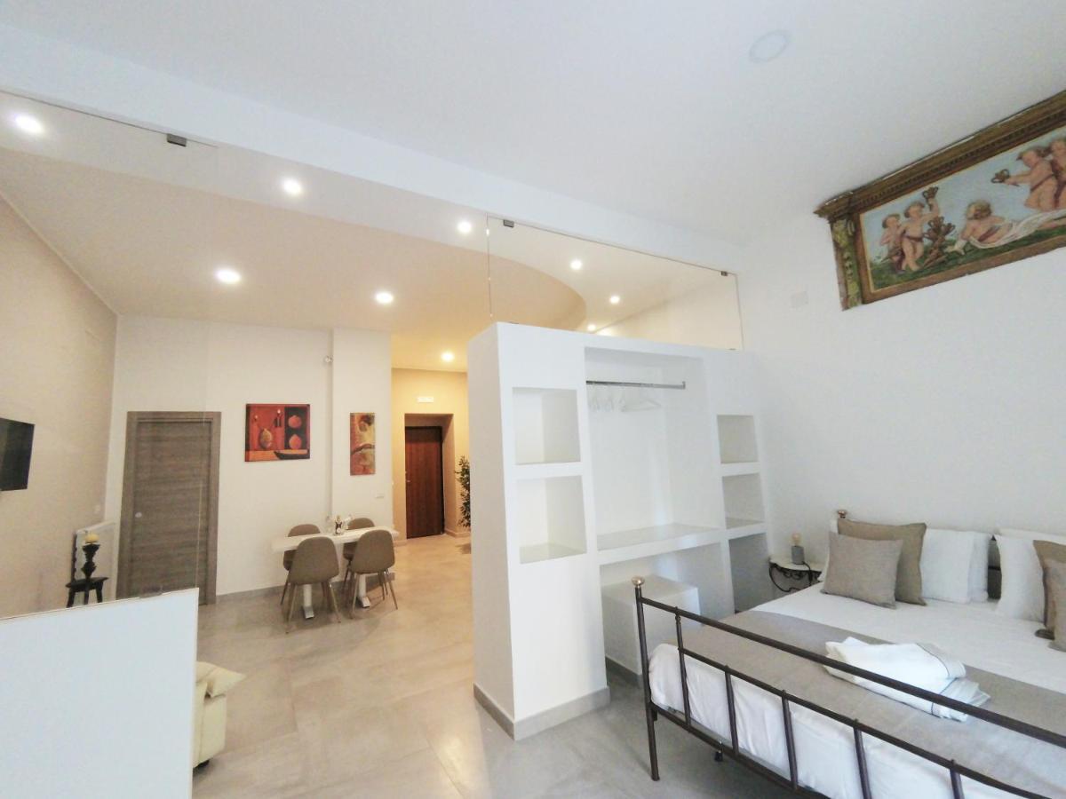 Questo Rinascimento Casa Brigitte Napels Buitenkant foto