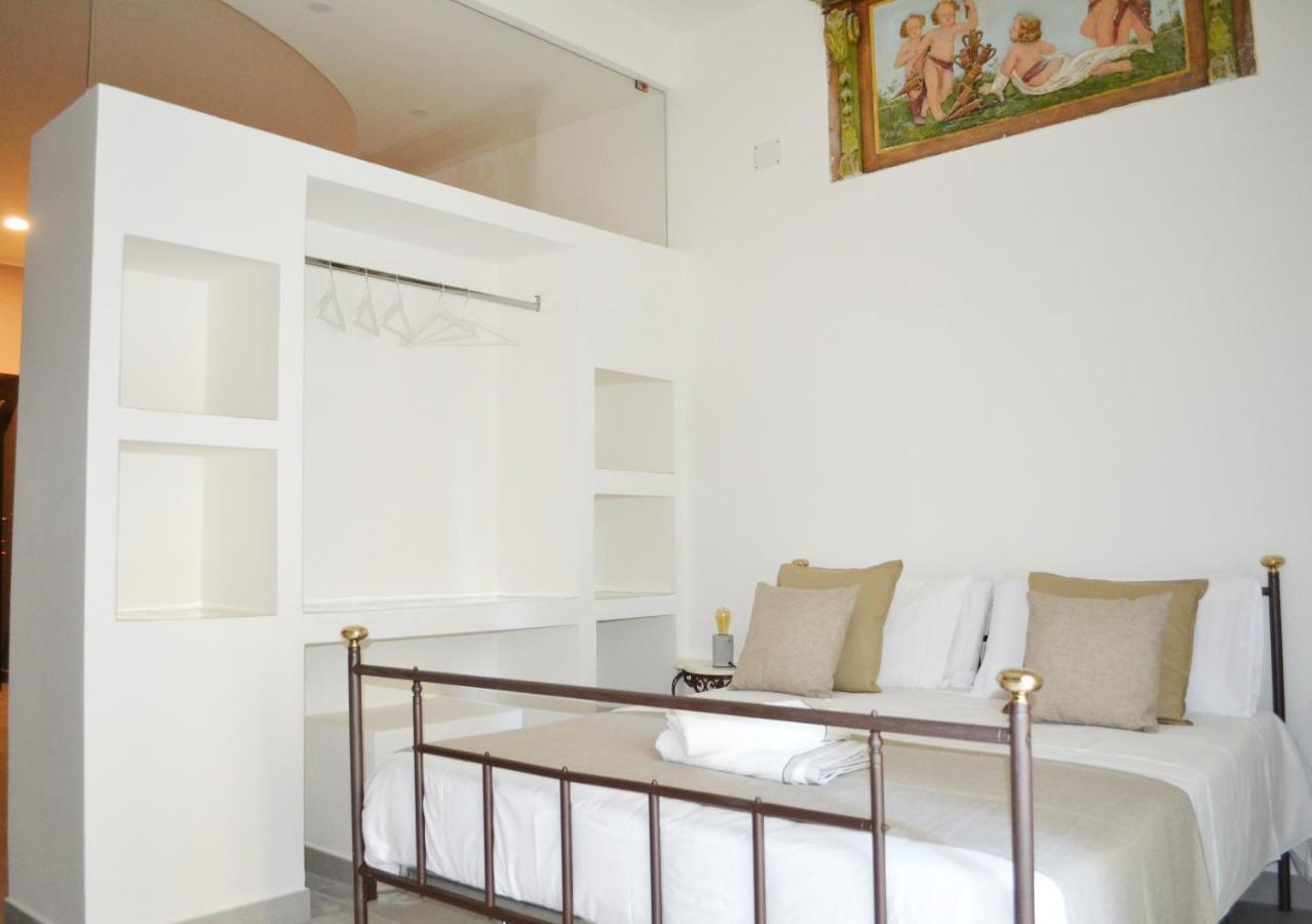 Questo Rinascimento Casa Brigitte Napels Buitenkant foto