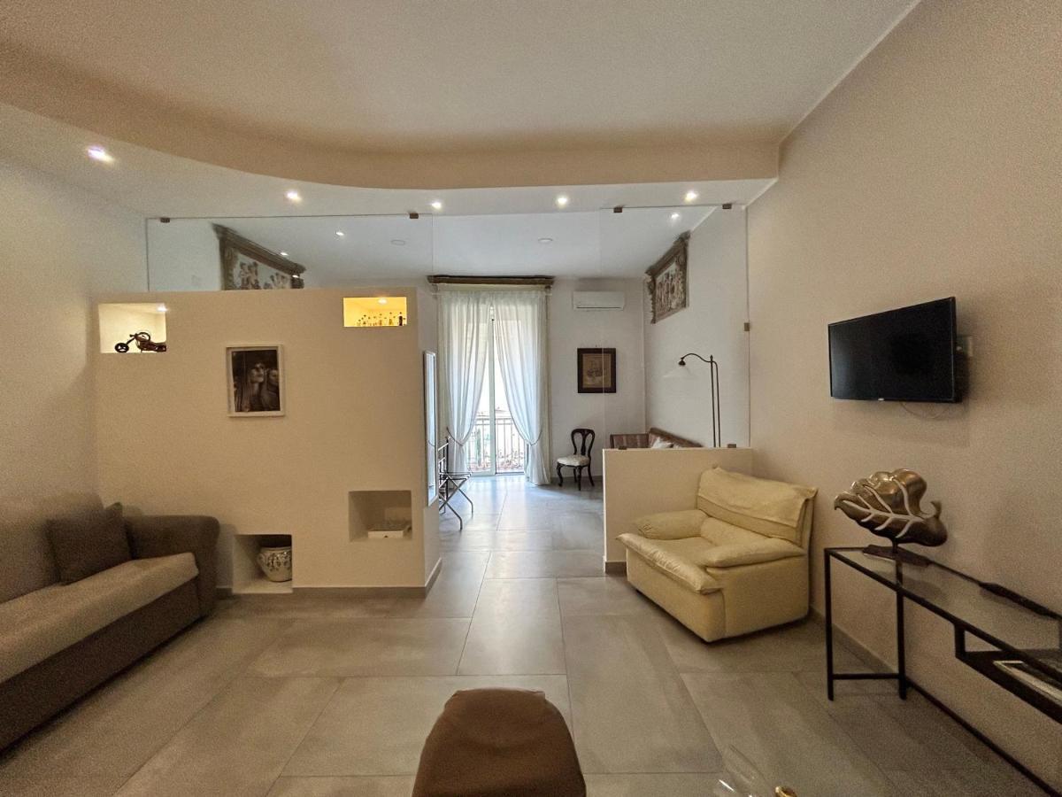 Questo Rinascimento Casa Brigitte Napels Buitenkant foto