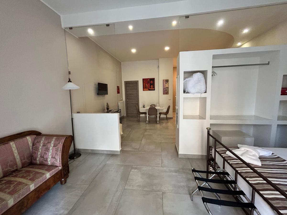 Questo Rinascimento Casa Brigitte Napels Buitenkant foto